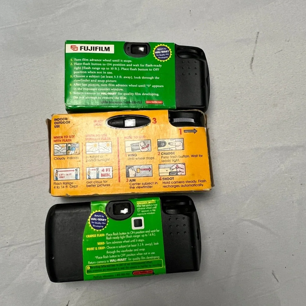 Kodak FunSaver & Fujifilm QuickSnap Flash 35mm One Time Use Film Camera Lot of 3